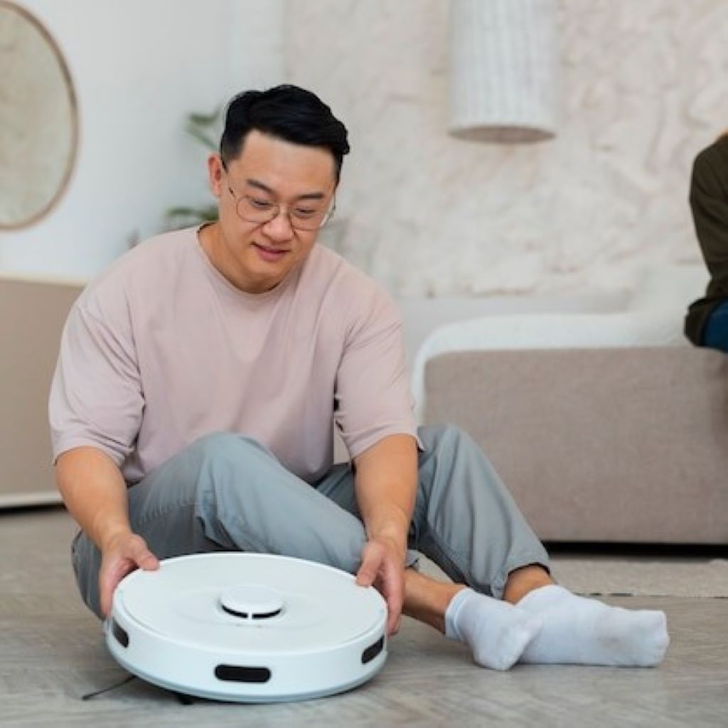 مقایسه دوام بدنه جارو رباتیک شیائومی با رقبا